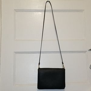 Black shoulder bag